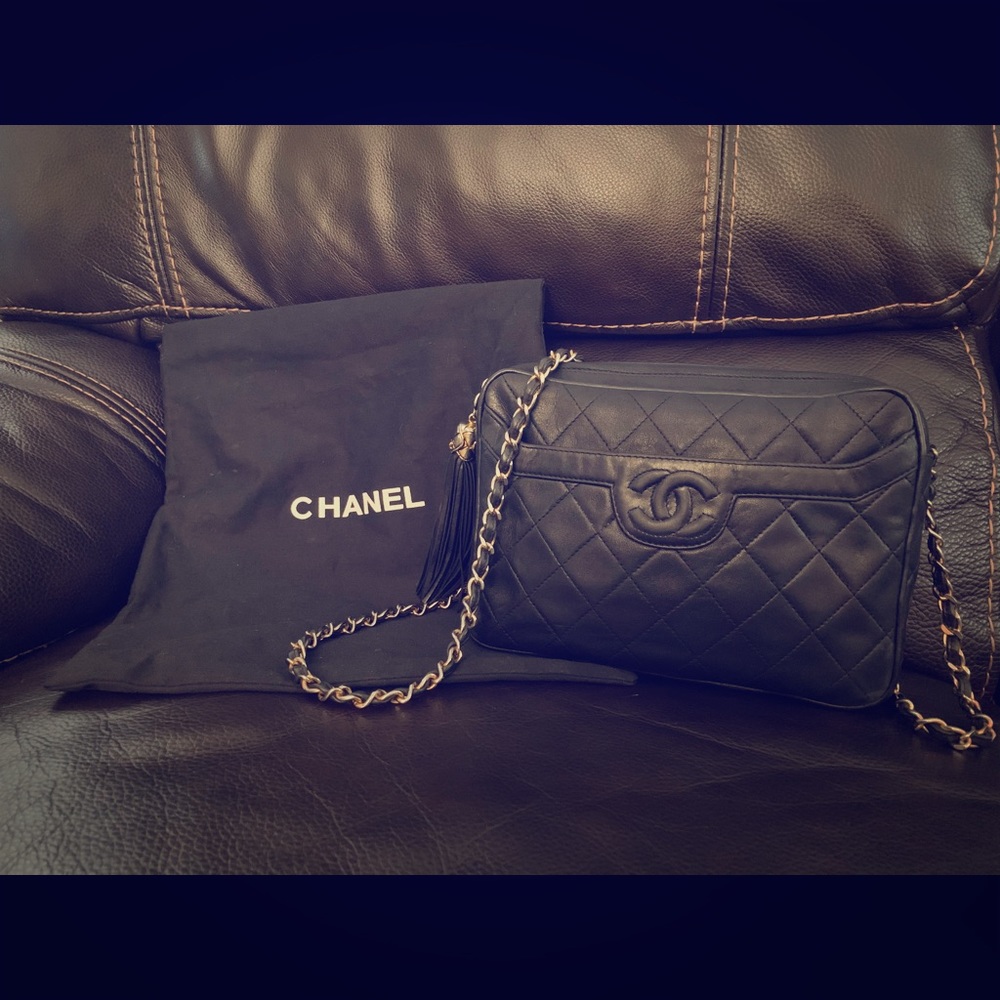 NOT FOR SALE ❤️ Vintage CHANEL Camera Bag
